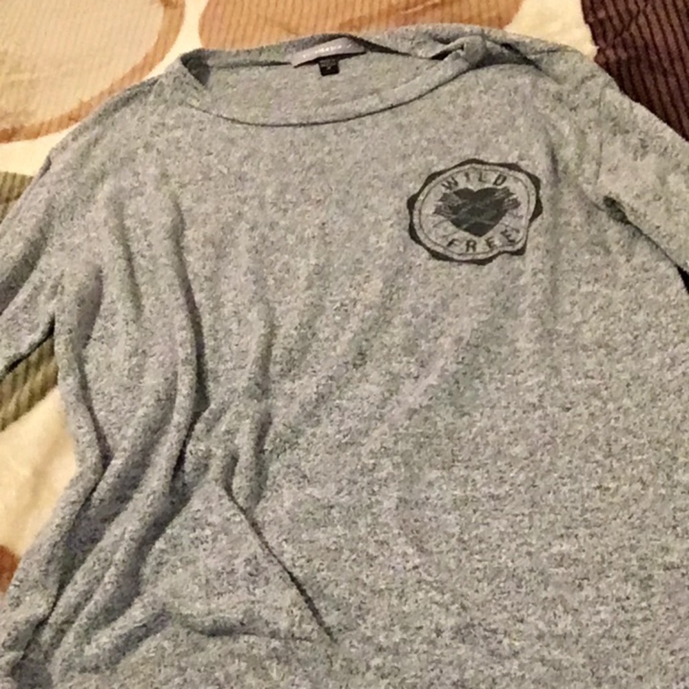 Sweatshirt